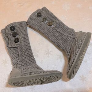 Uggs Ugg Boots Classic Cardy 5819 Gray Knit 3 Button Sz 6 great soles